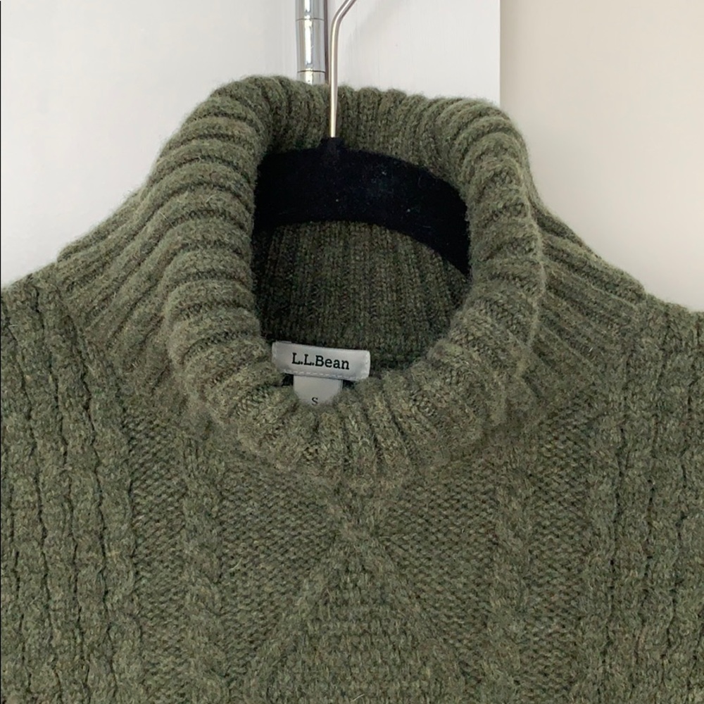 LL BEAN TURTLENECK SWEATER wool, forest green